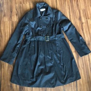 Beautiful maternity coat!